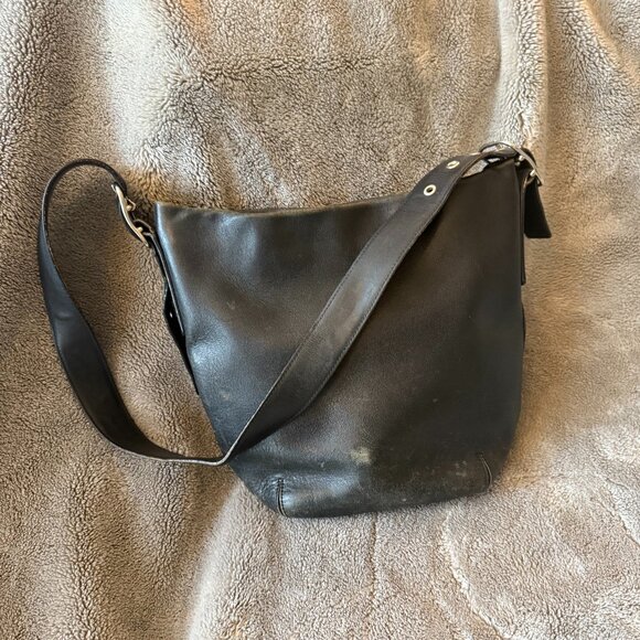 Black Leather Coach - Bucket Bag Style - Picture 7 of 7